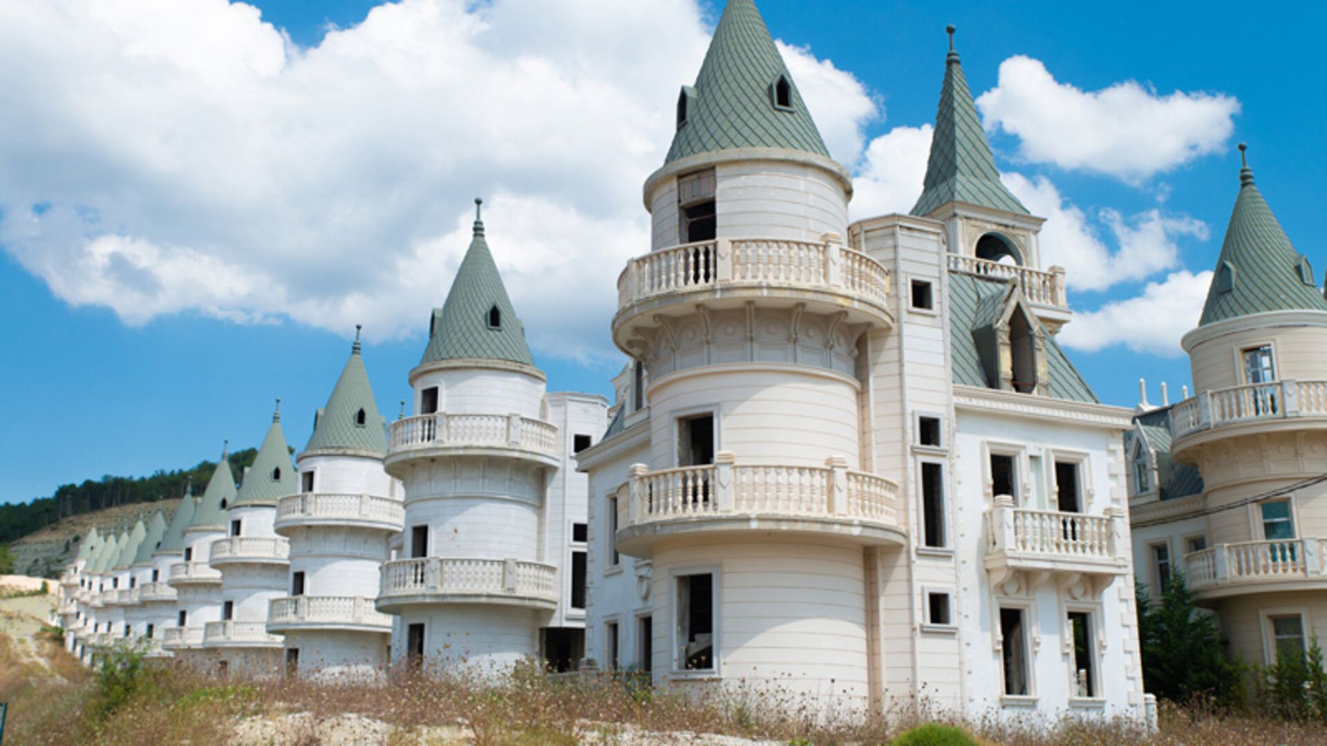 The palaces of the Al -Babas Tower