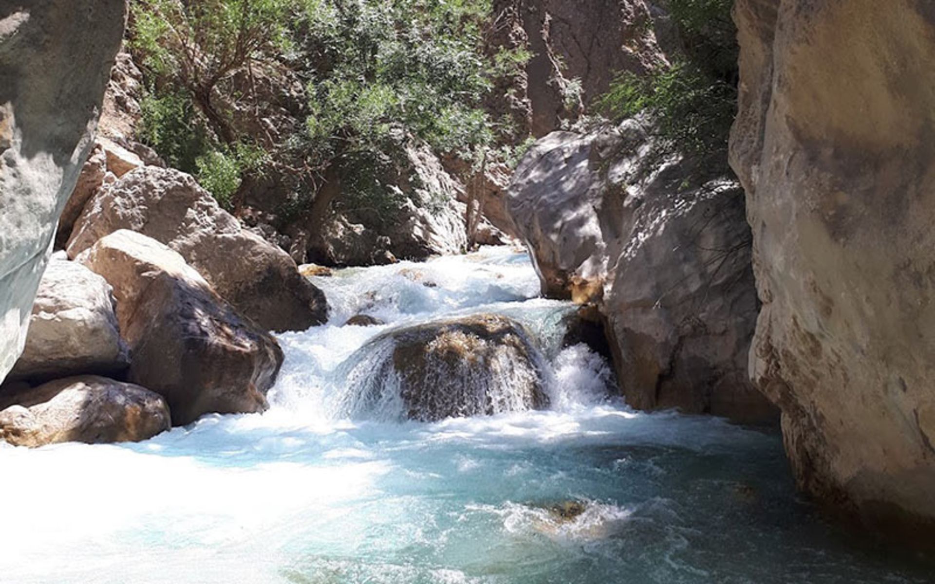 Tang Mehrian Yasuj River