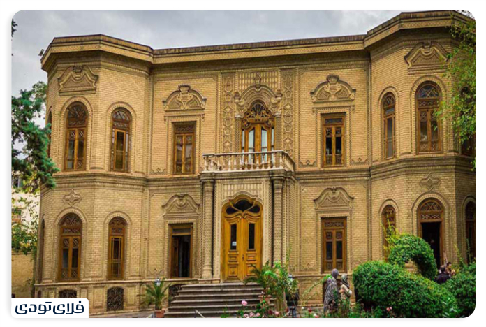 Masoudieh Mansion in Tehran Si Tir Street Glass Museum
