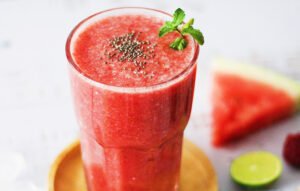How to Make Smoothie Watermelon and Strawberry