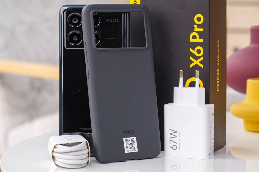 The coes inside the Poko X6 Pro package