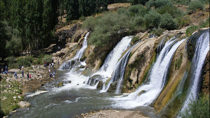 Picnic in Moradieh Waterfall of Turkish Van Recreation