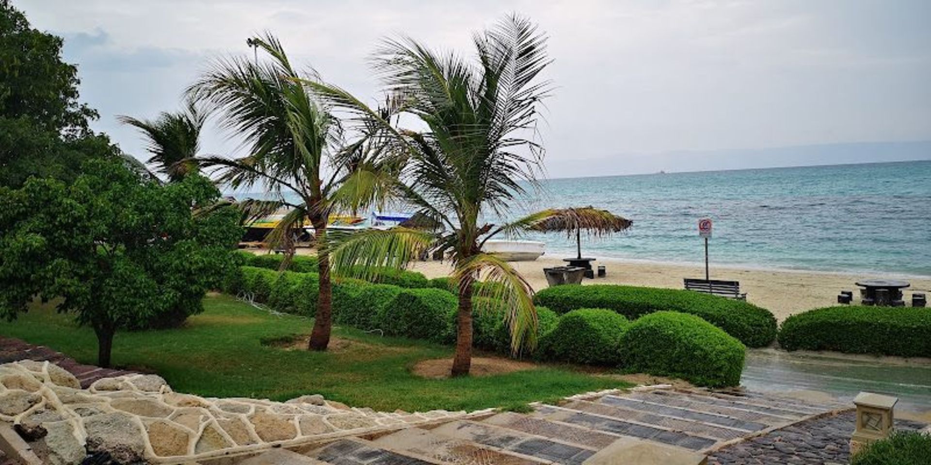 Marjan Kish Beach
