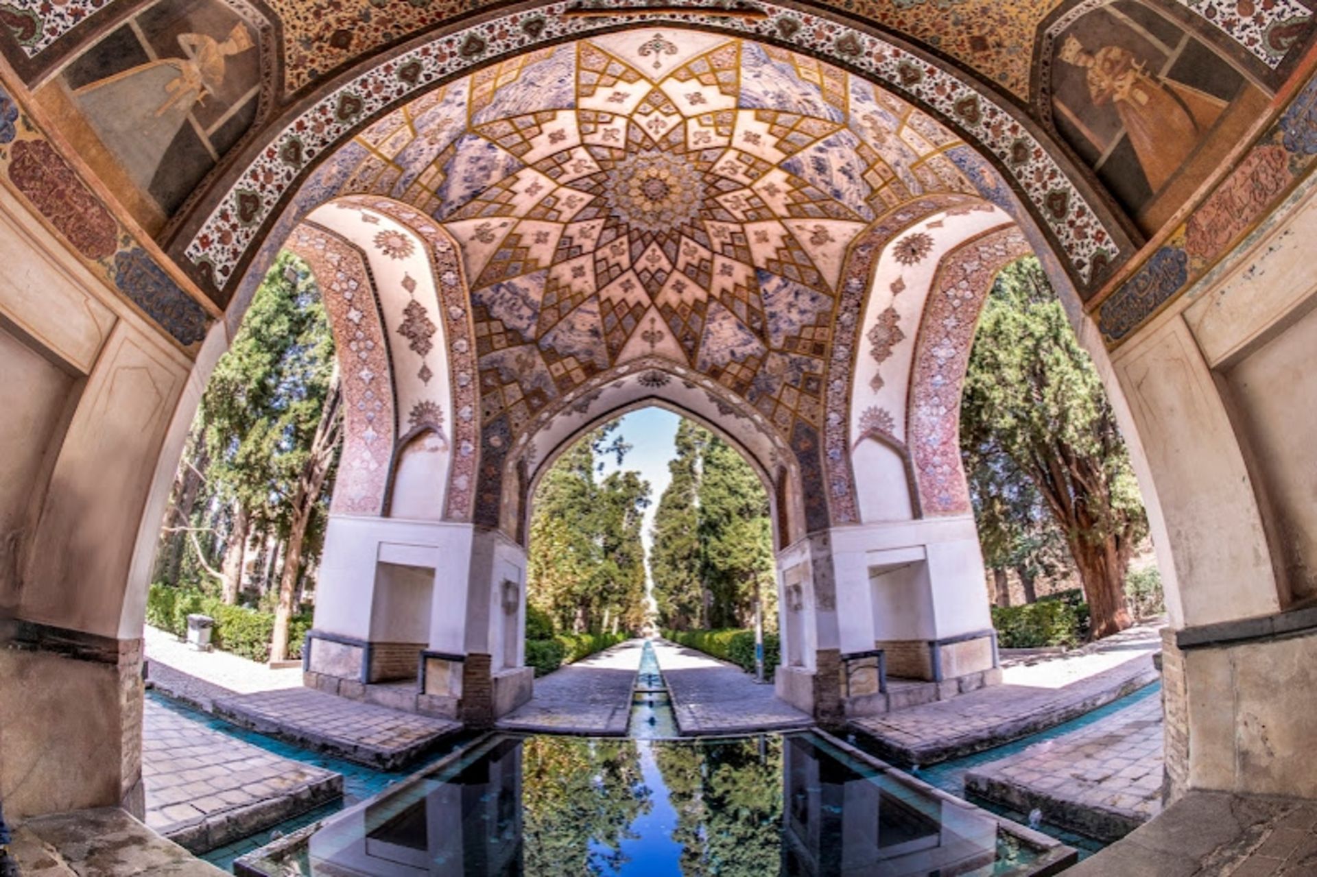 Fin Kashan Garden Architecture and