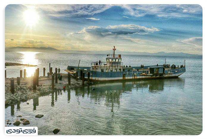 Where to travel the summer. Urmia of the summer travel destinations