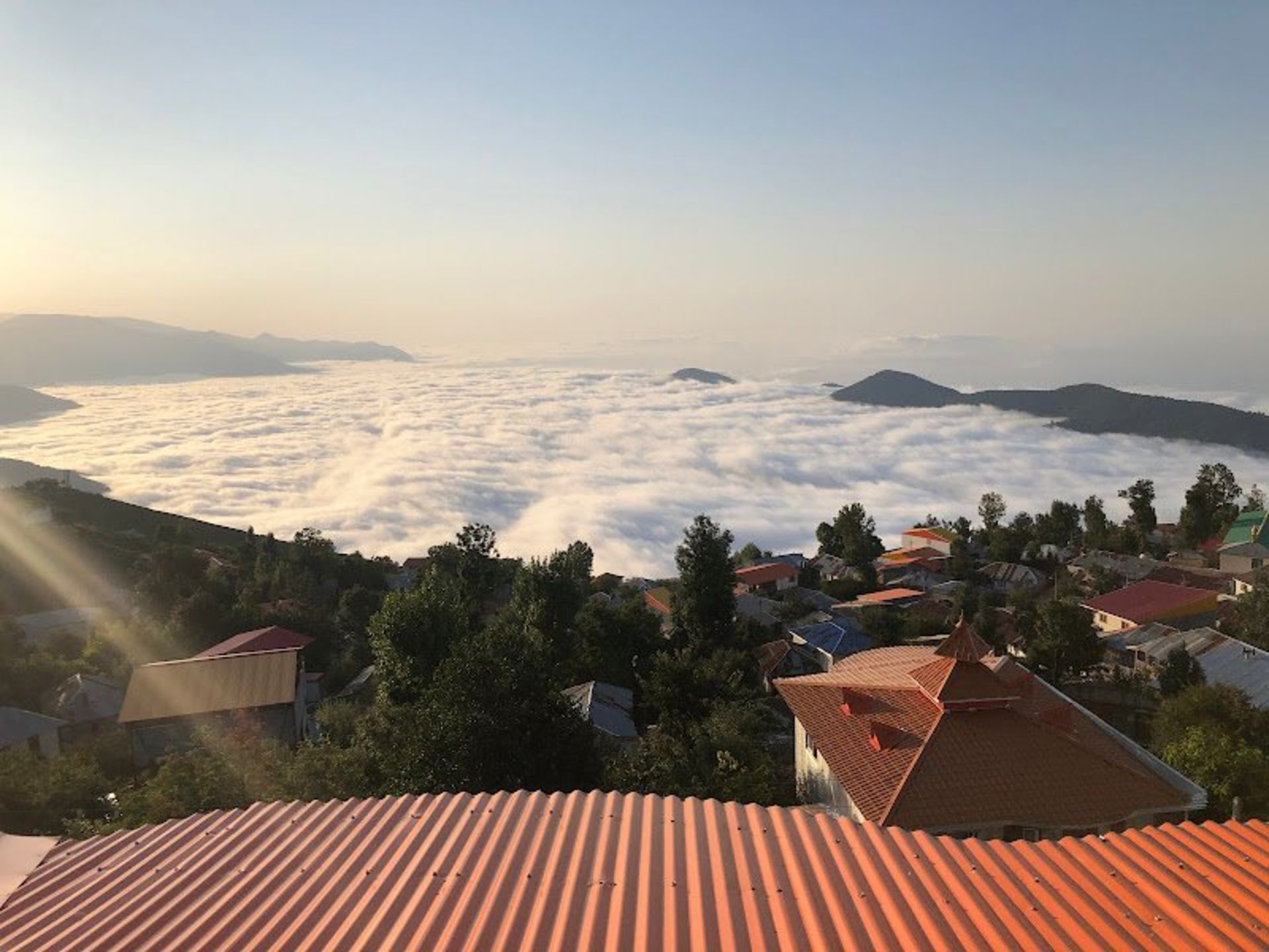 Cloud Sea, Trees and Filband Homes