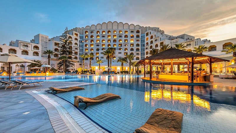 Tunisian travel costs