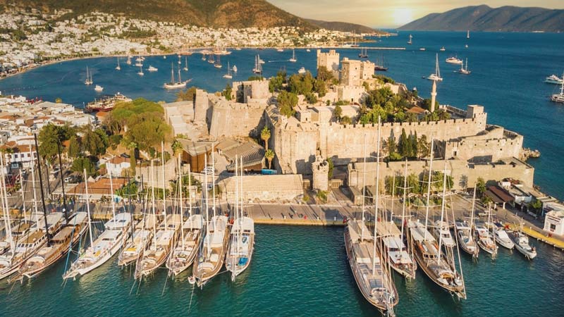Introducing the sights of Bodrum + visit one of the seven wonders