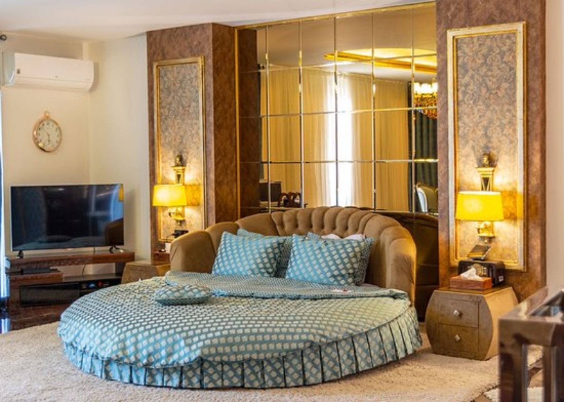Special suite at Taj Mahal Apartme Hotel