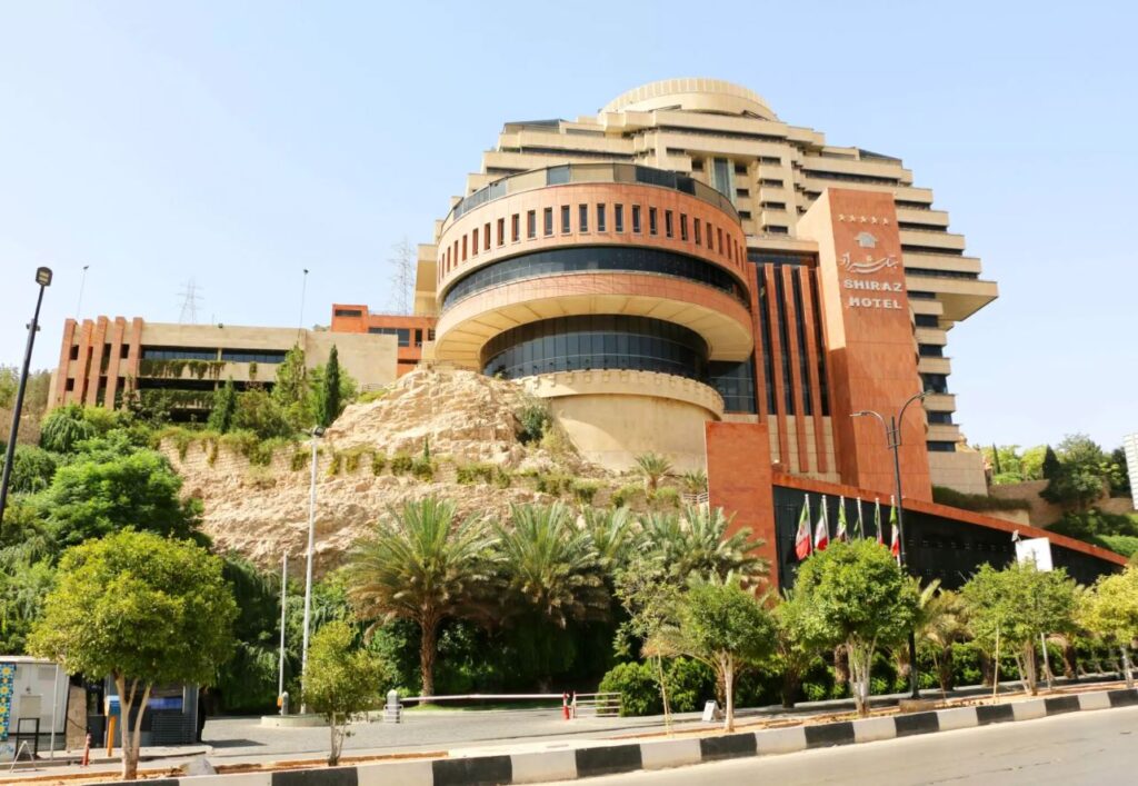 Iroducing the best hotels in Shiraz