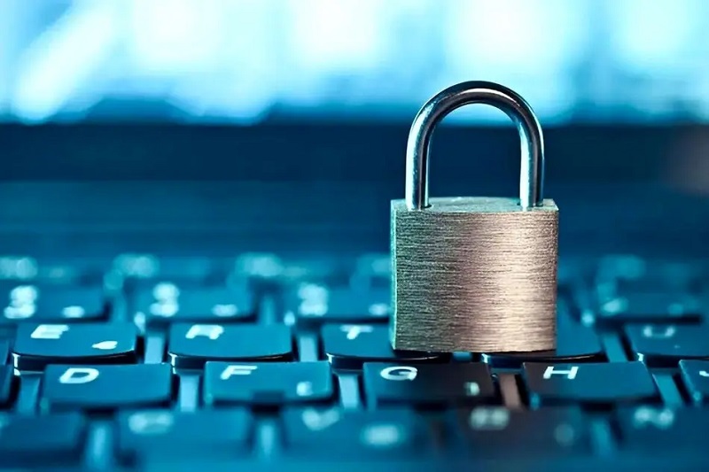 Fighting filters to preve espionage