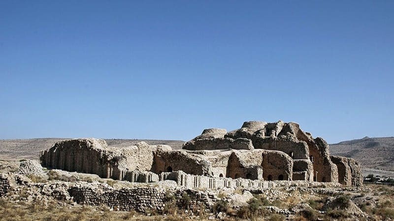 Difference of Ardashir Palace and other Sassanid monumes