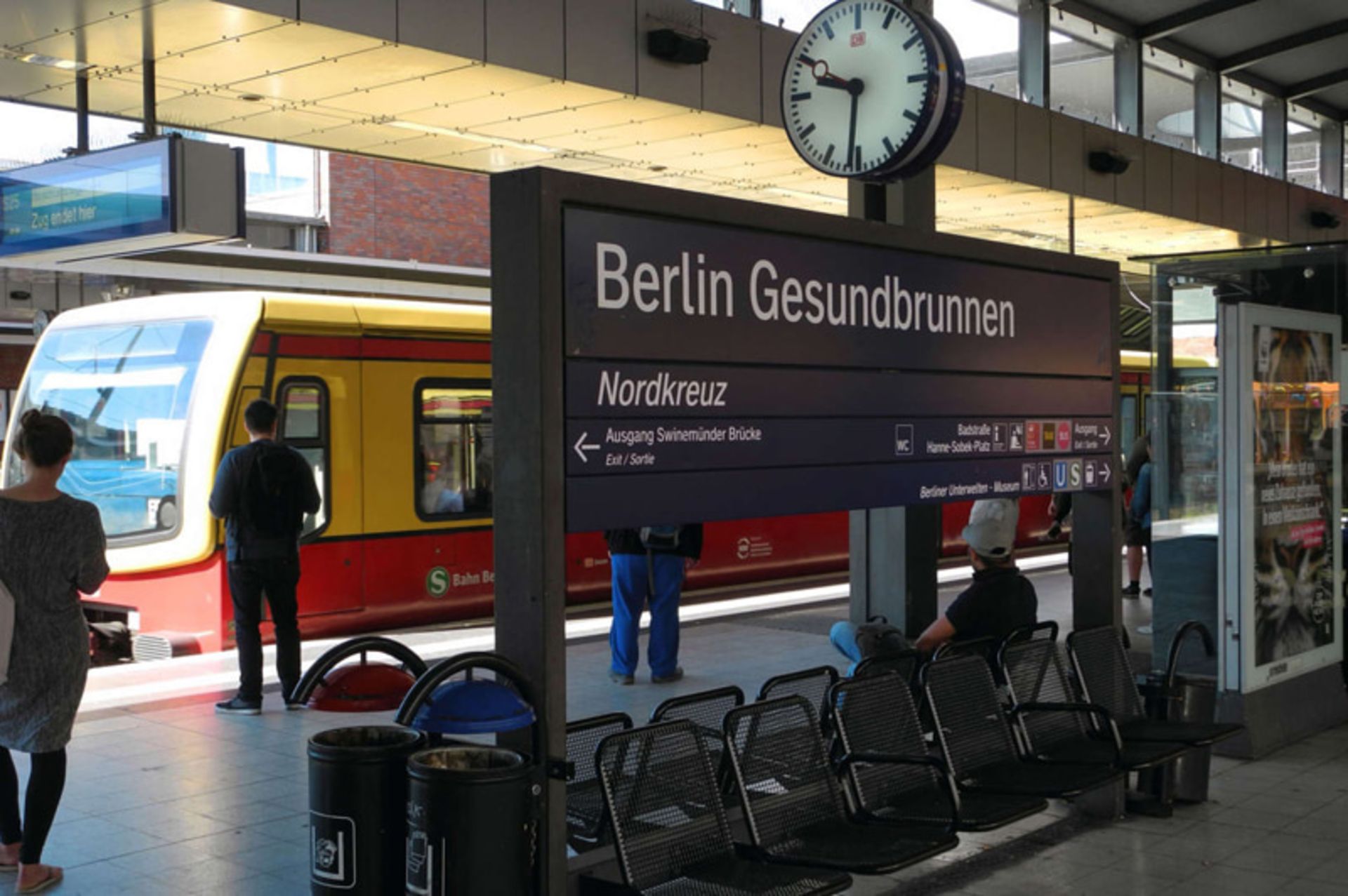 Berlin Red and Yellow Red Train