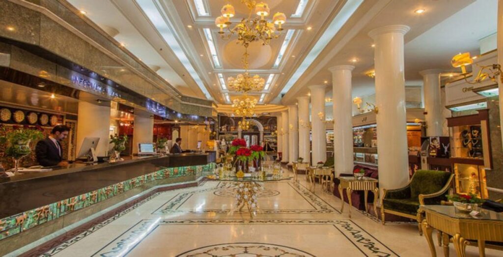 Iernational Palace Hotel