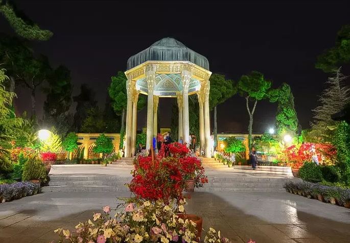 Shiraz Hafizieh from Shiraz's sights at night