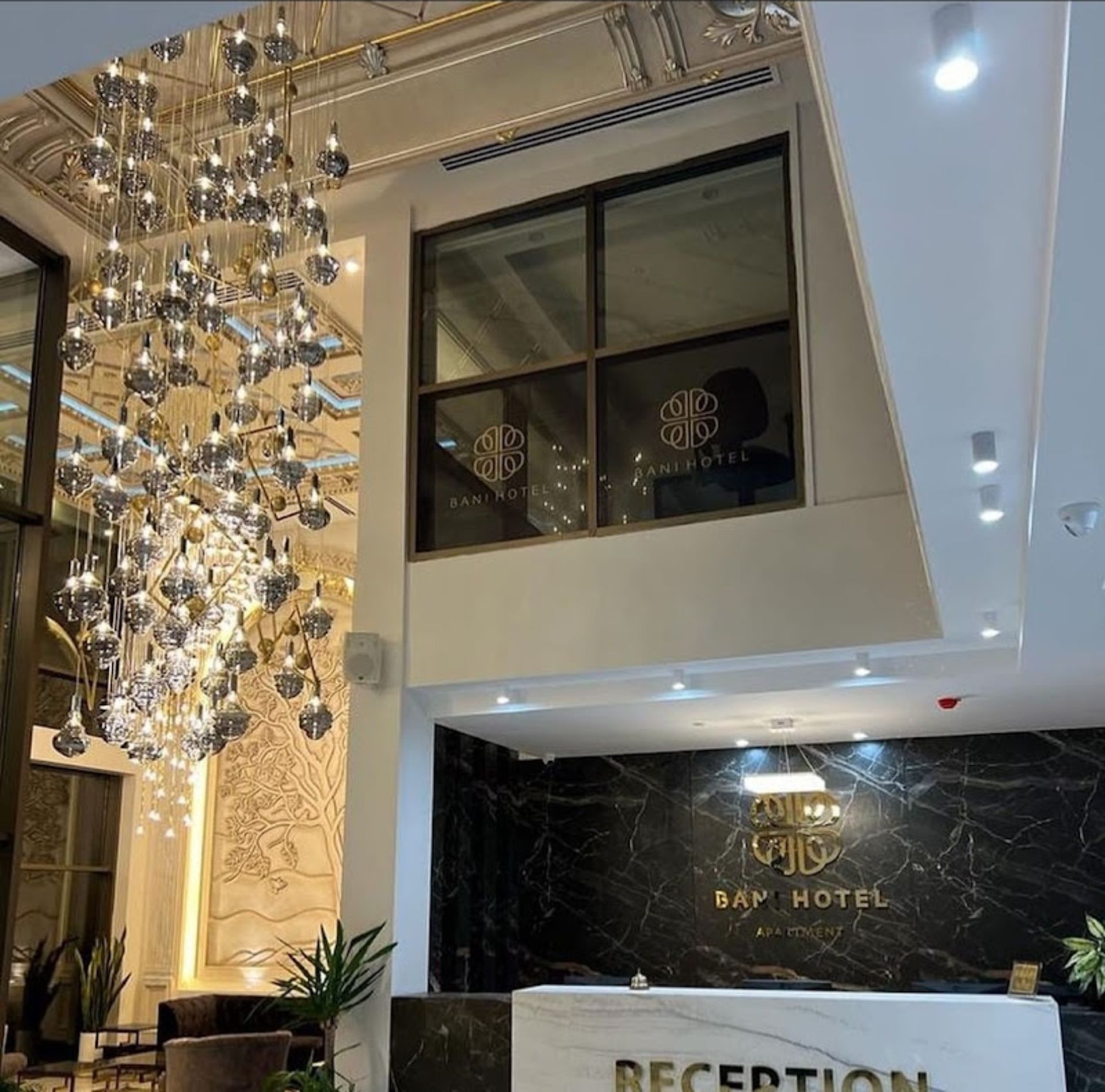 Reception of Bani Bani Apartme Hotel