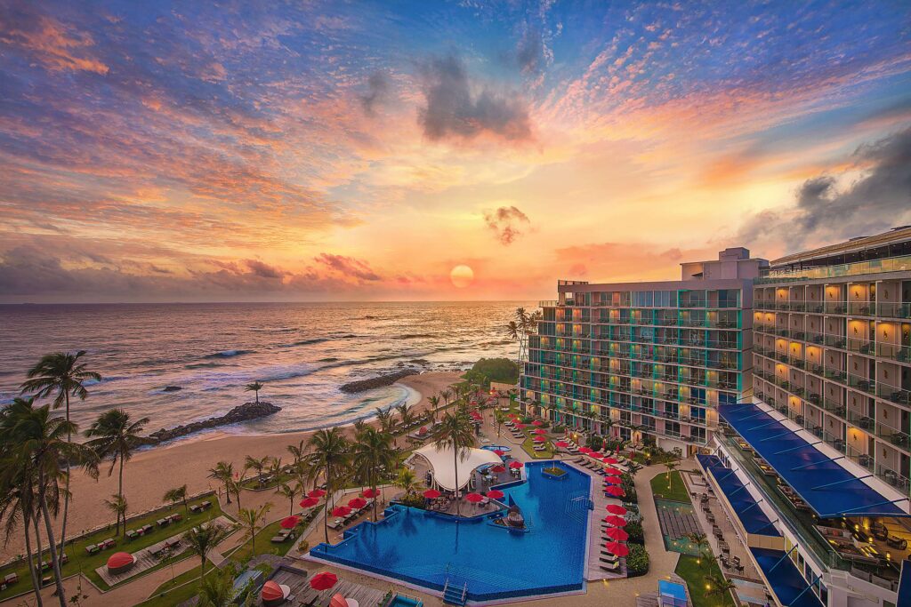 Stay in Thailand in fro of Sri Lanka