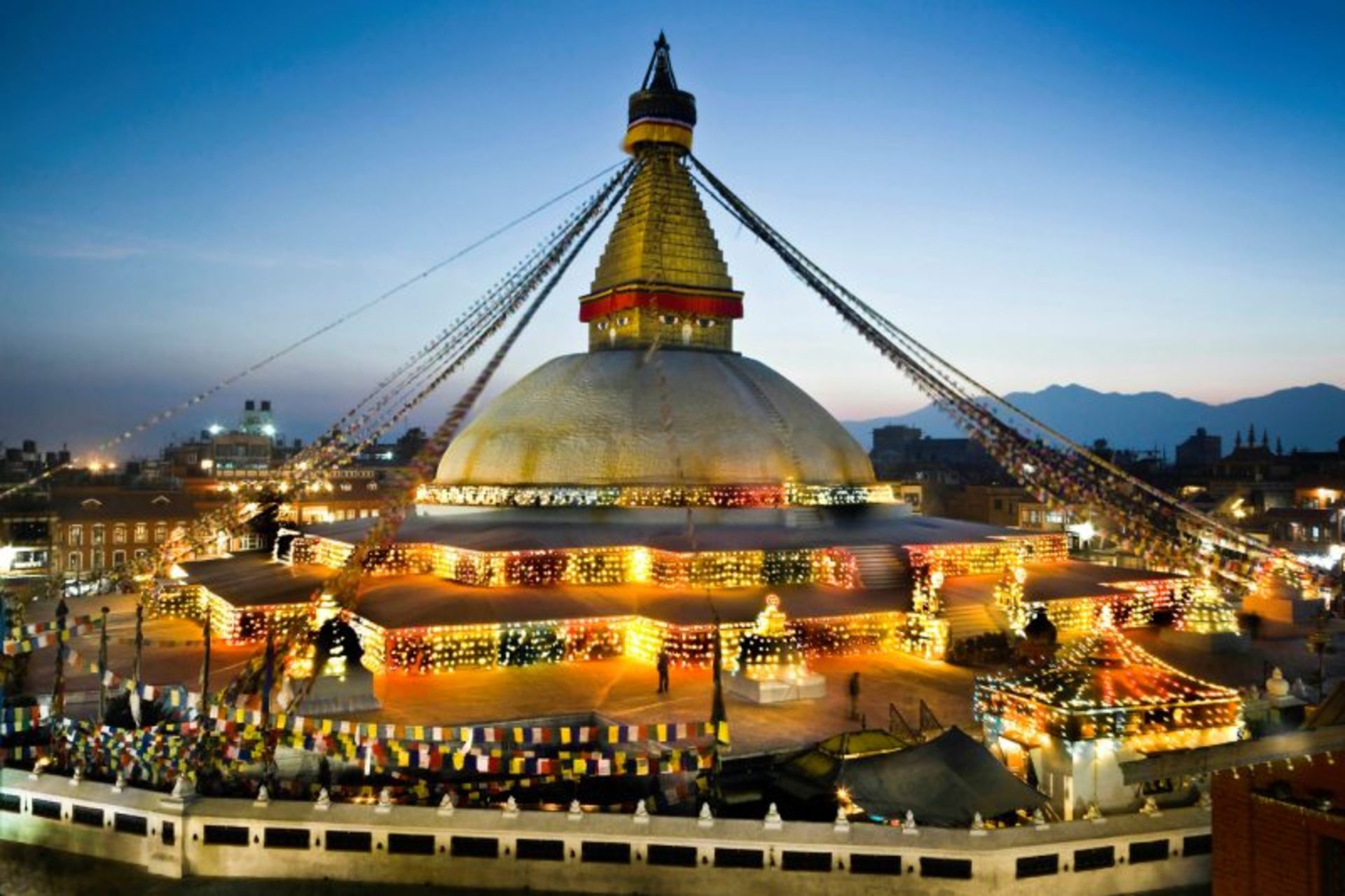 Stopa Buddhists in the evening