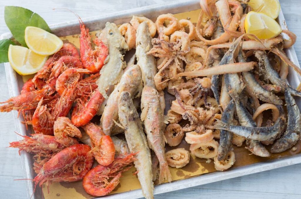 The choice of vegetarian or marine foods