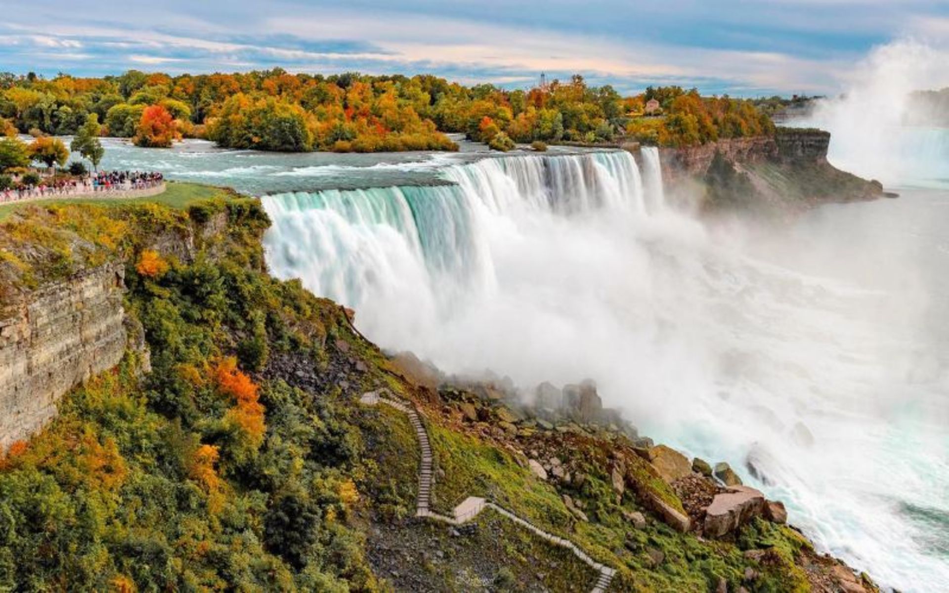 Niagara Falls in the lush nature