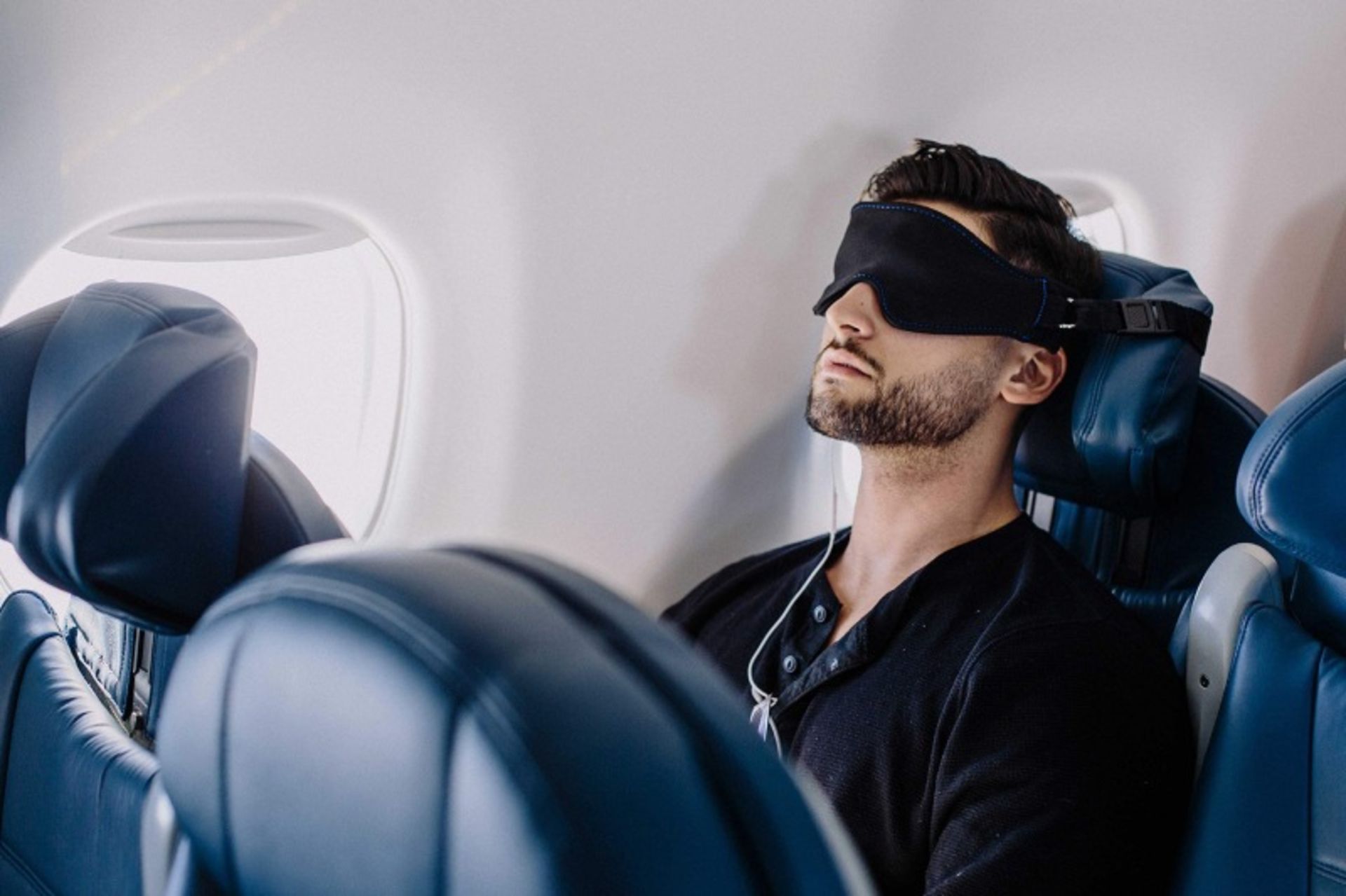 Use the sleeping eye on the plane