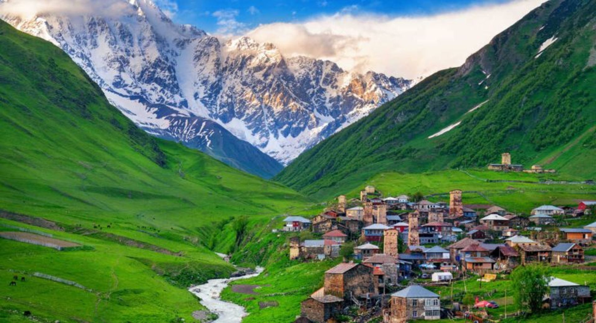 Resideial houses in the Caucasian Snowy Mouains