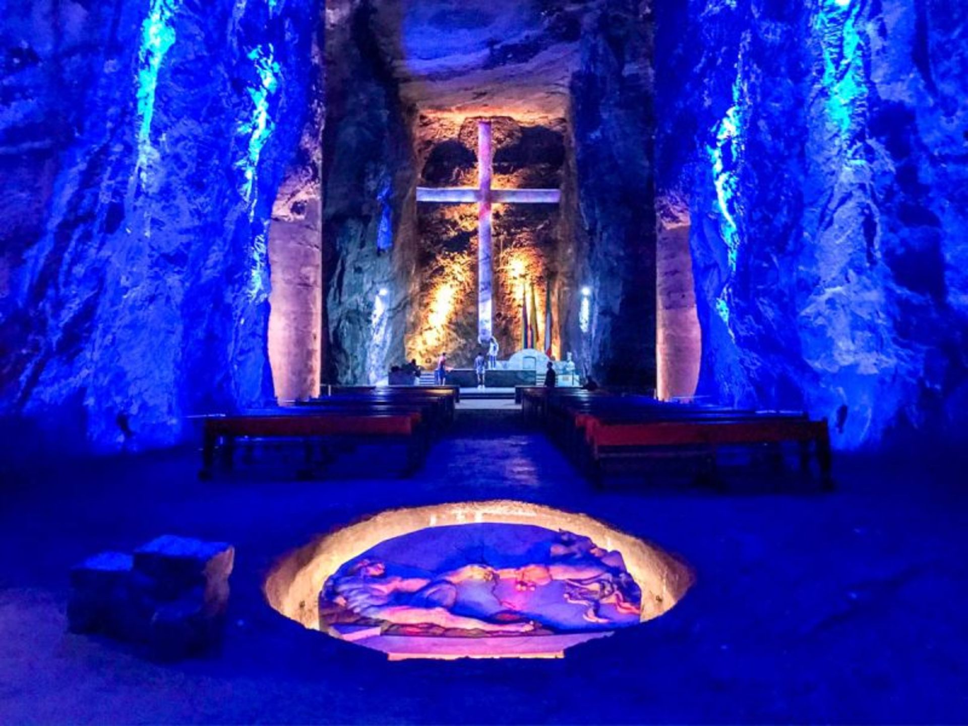 The ierior and lighting of the Zipakira Salt Church 