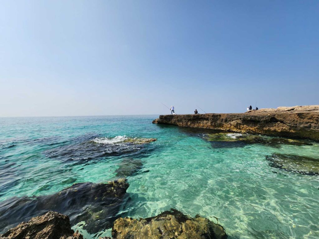 Where is the Hondurabi Island located?