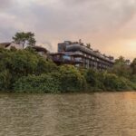 Singapore Revival Residence on the Lake