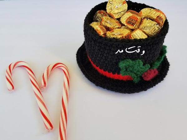 Candy's hat model, the strangest hat in the world