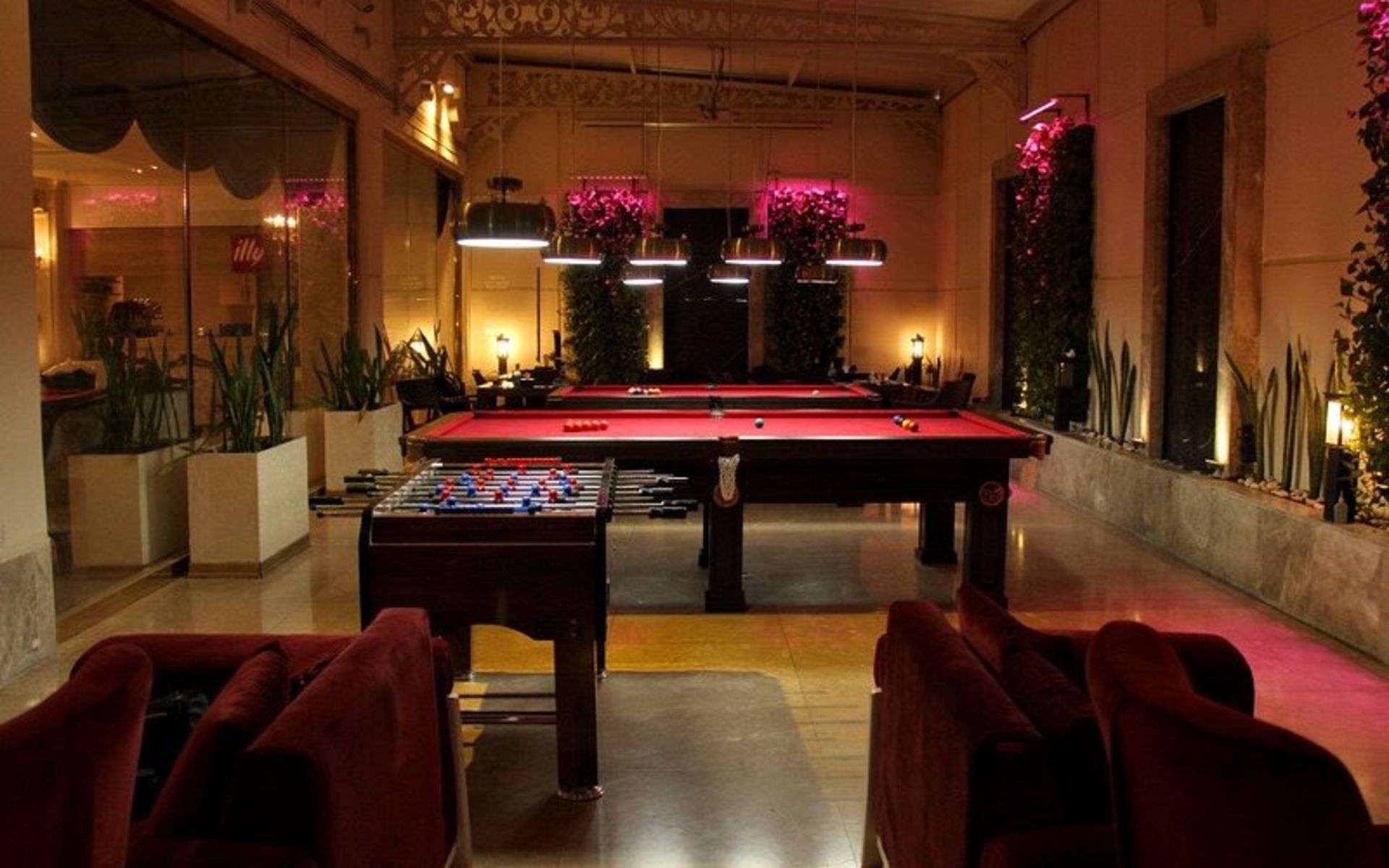 Game Rome of Persian Plaza Hotel in Tehran