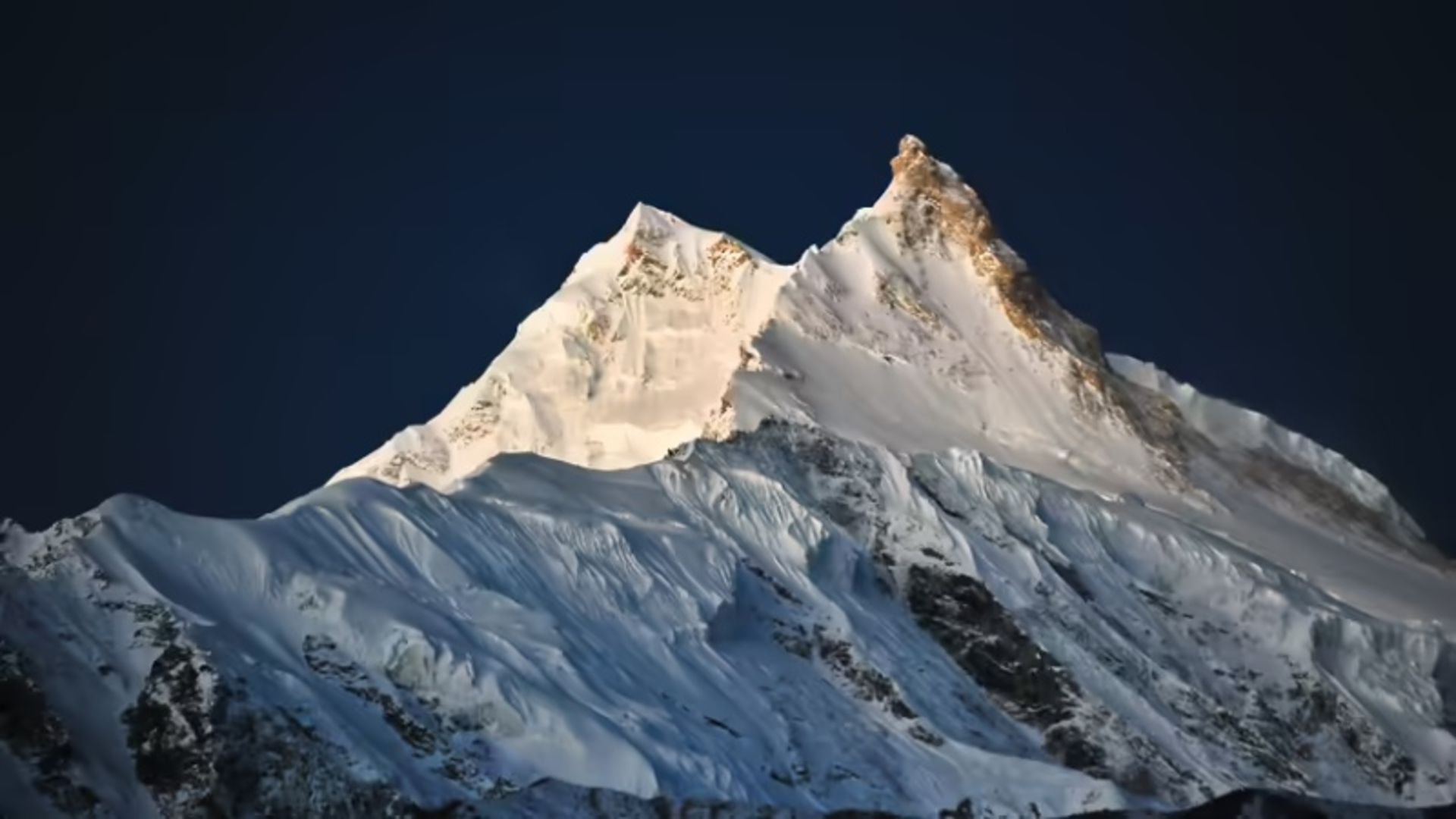 Mou Manaslu in the evening
