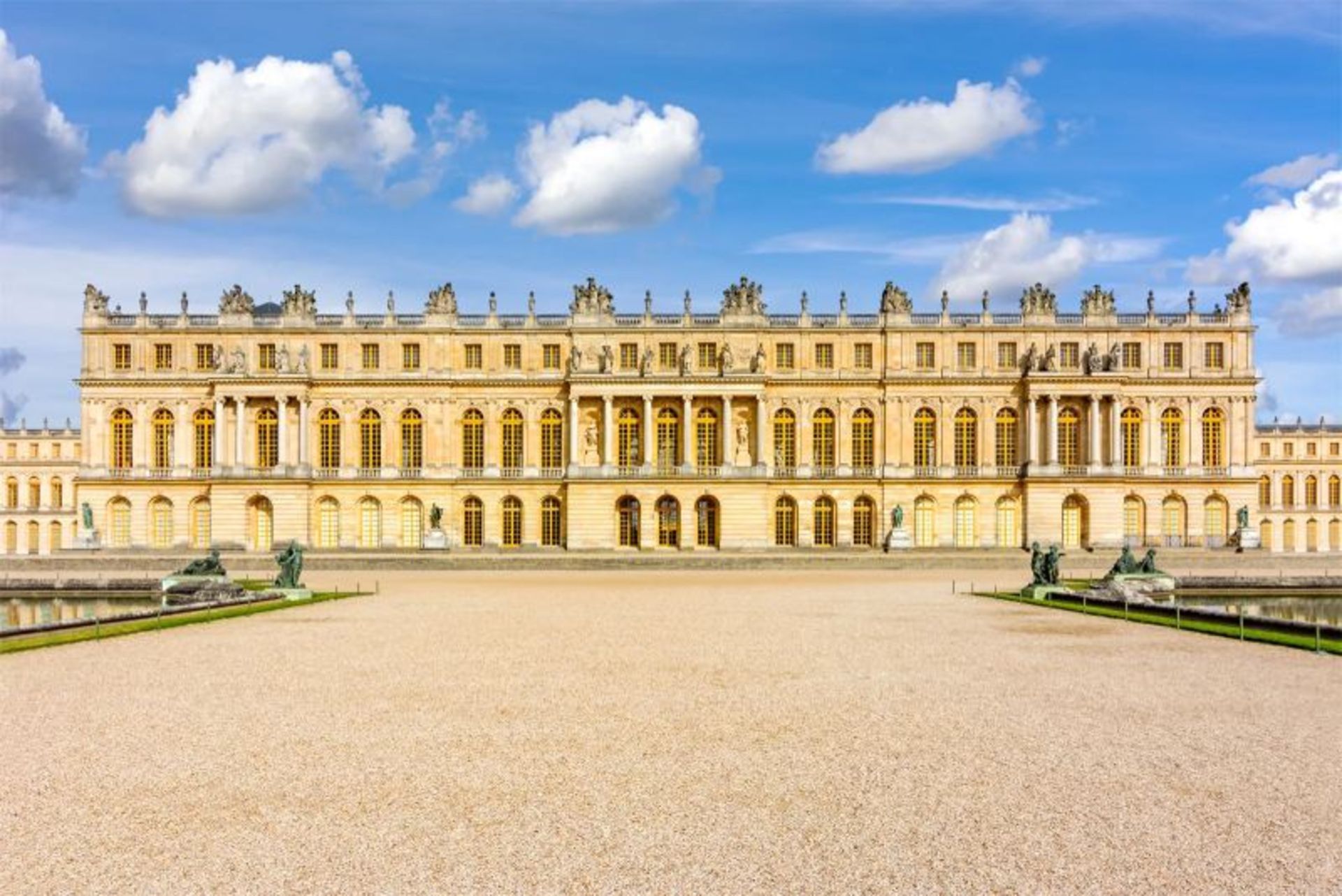 Versailles Palace on a sunny day