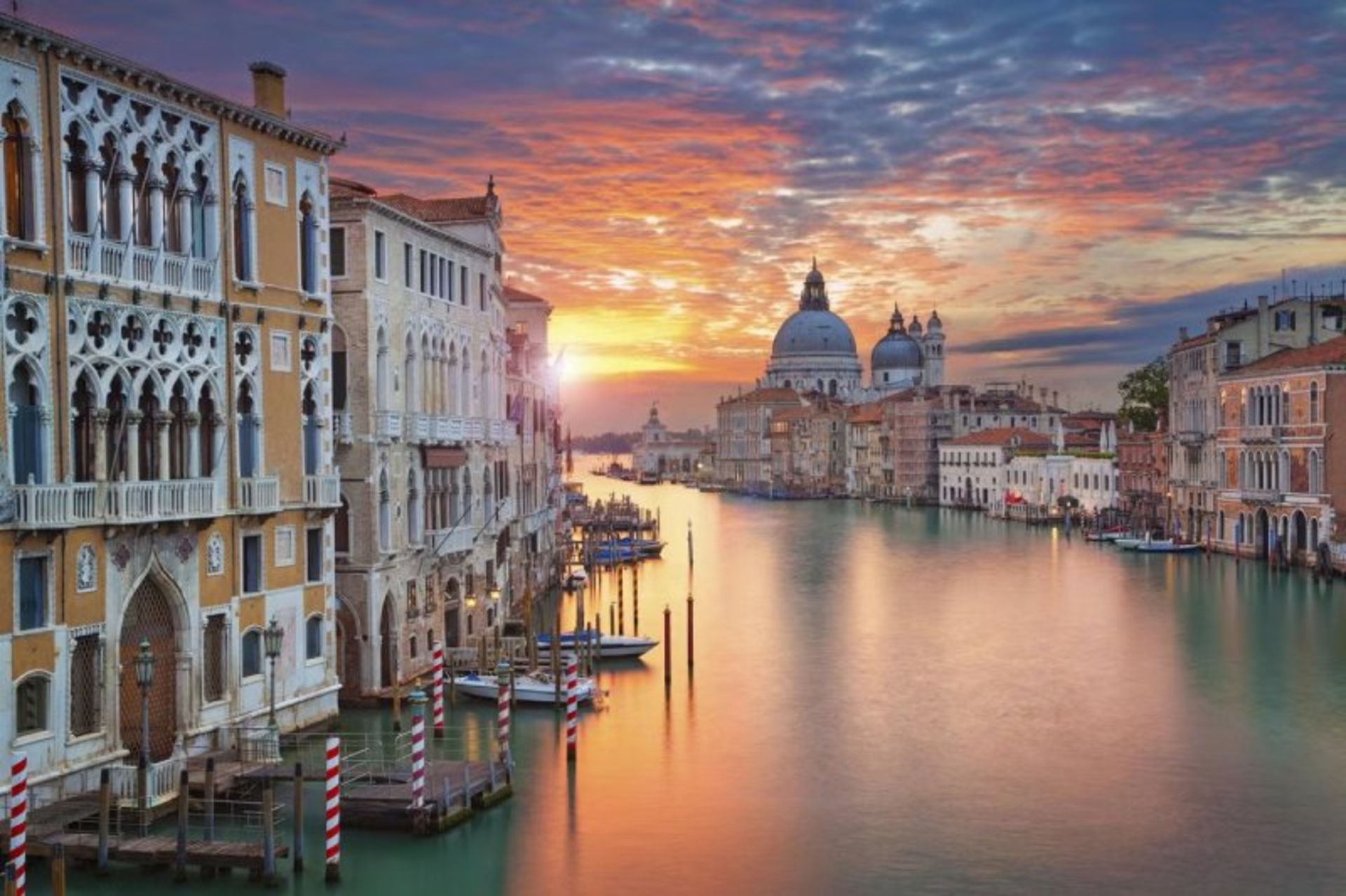 Venice Canal among historical mansions