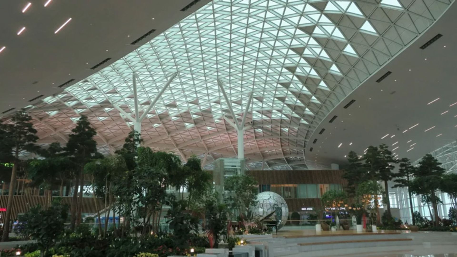 Incheon Seoul Iernational Airport Terminal Ierior