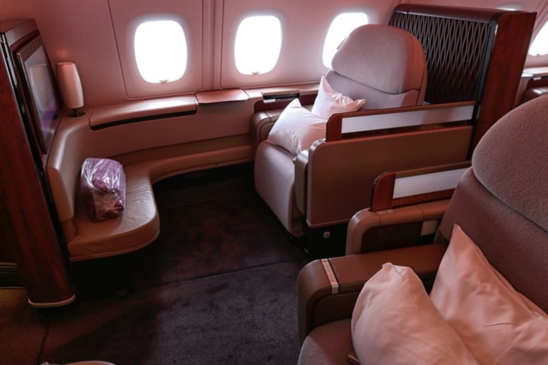 Semi -Flying Suites 