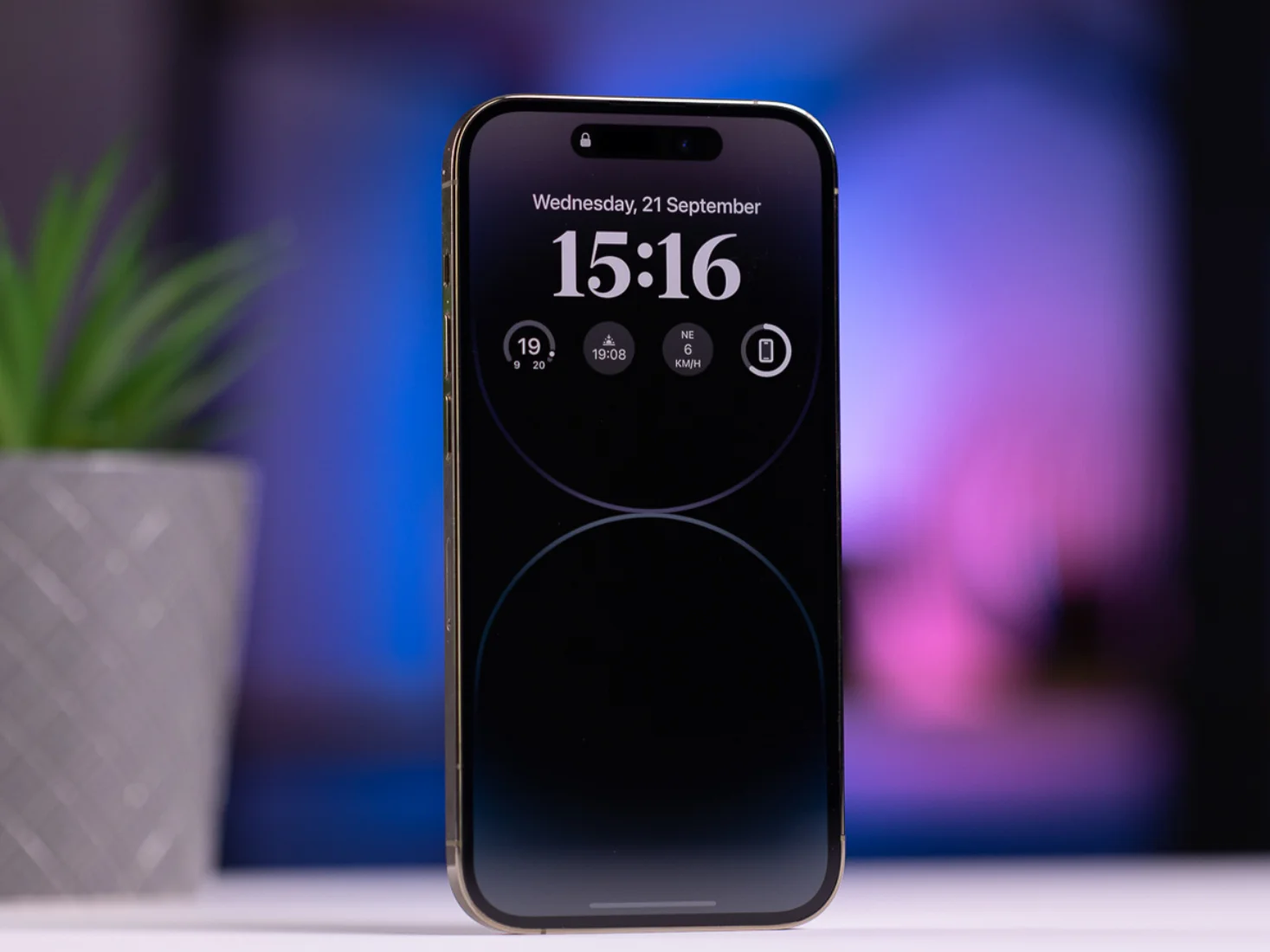 Apple sets up two importa features of the iPhone