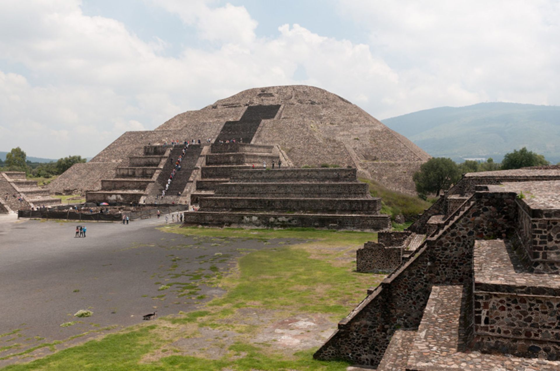 Yaha Pyramids