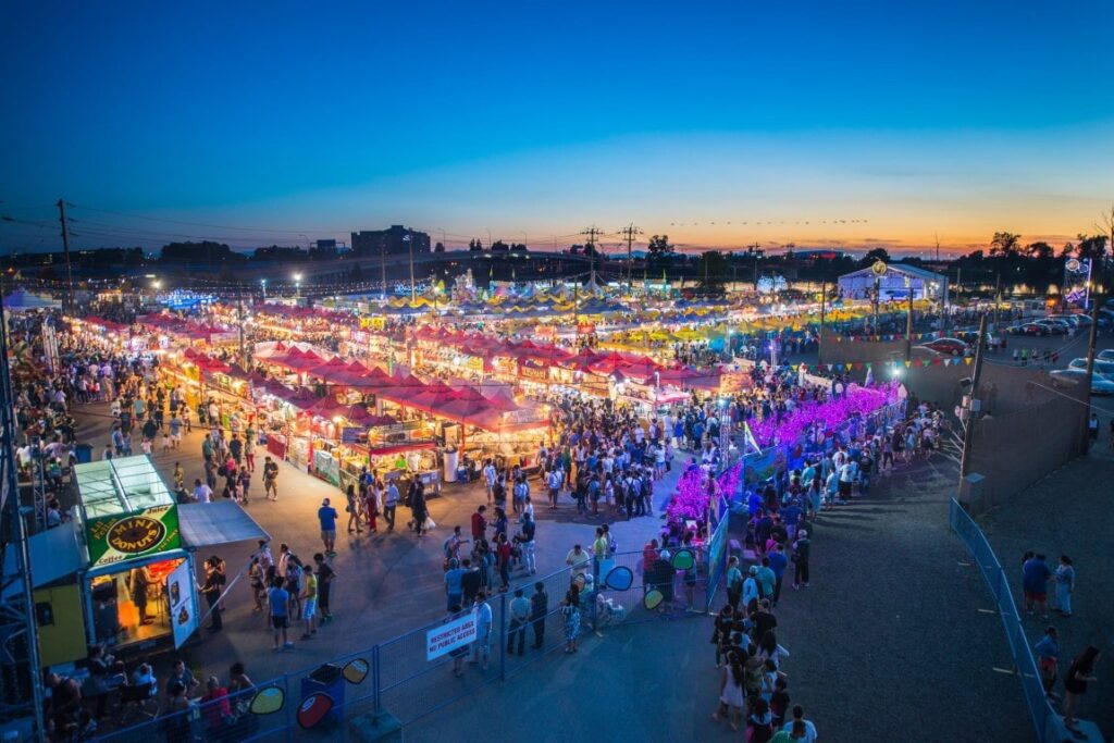 The night markets of the Turkish van
