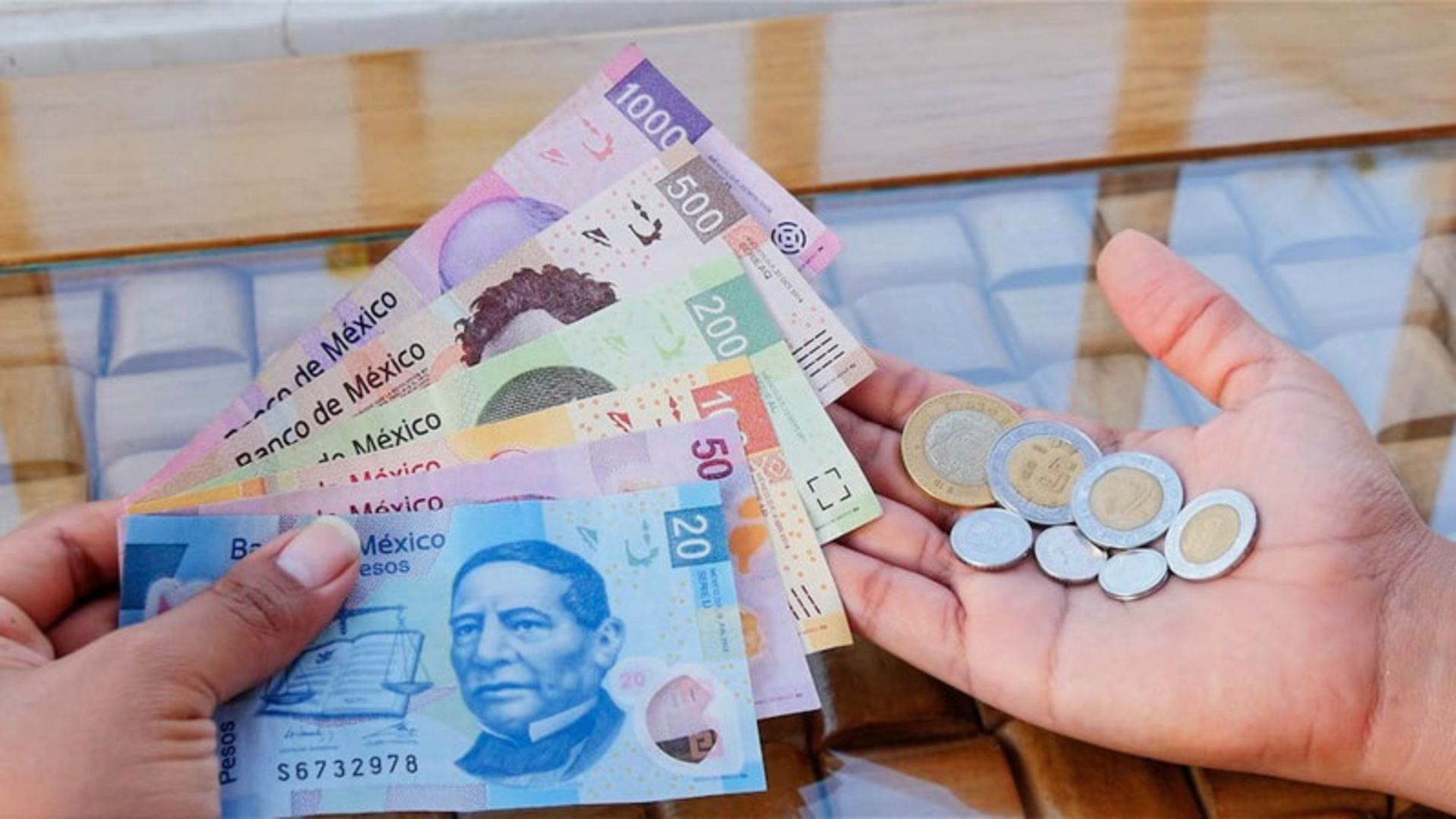 Banknotes and coins of Mexico 