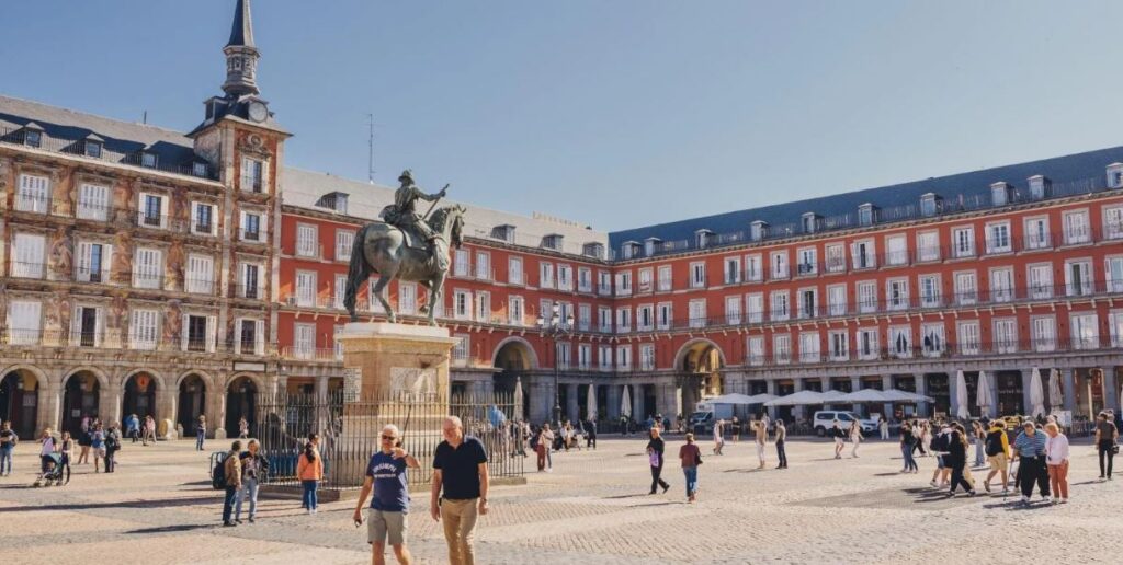Plaza Miley's secret secrets: everything about Madrid's famous field