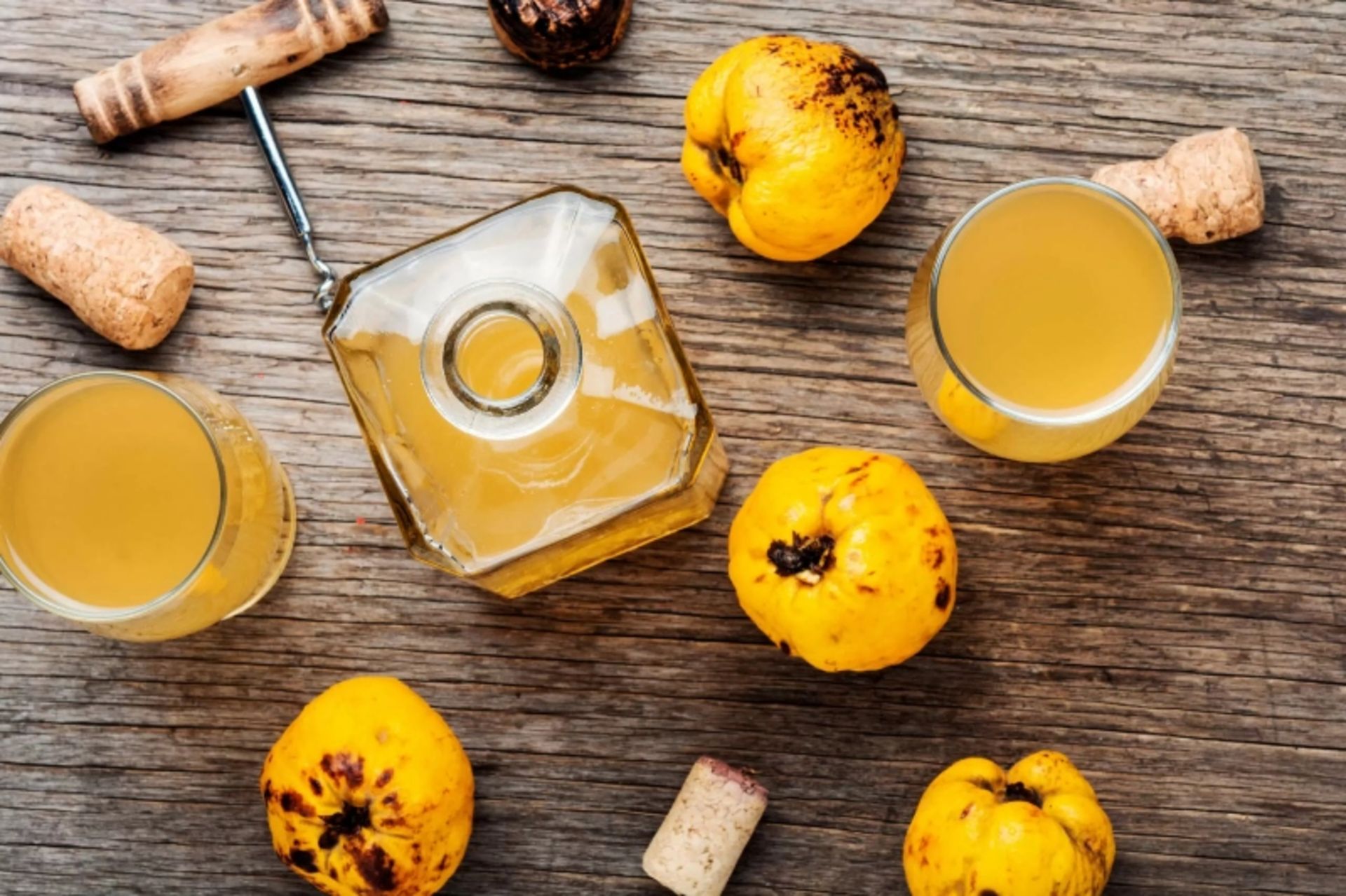 Syrup to lemon with fruit to fresh wooden table