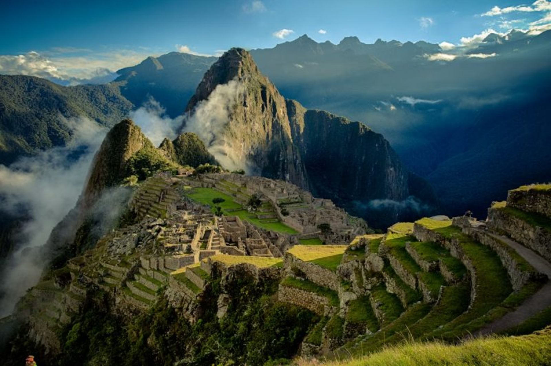 The lush nature of the ancie city of Machu Pico 