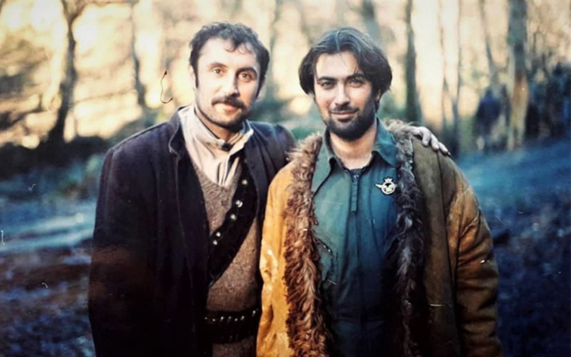 Serial actors in the eyes of the wind
