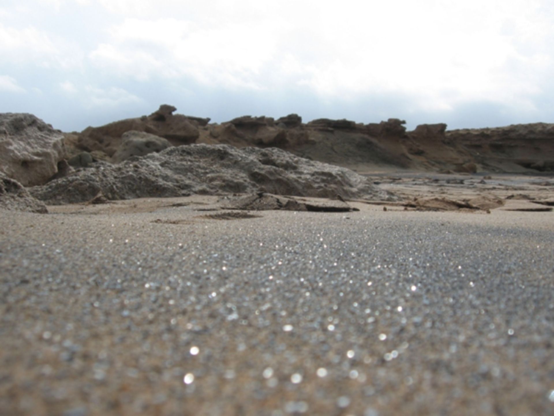 Hormuz Island Silver Beach Under the sunlight