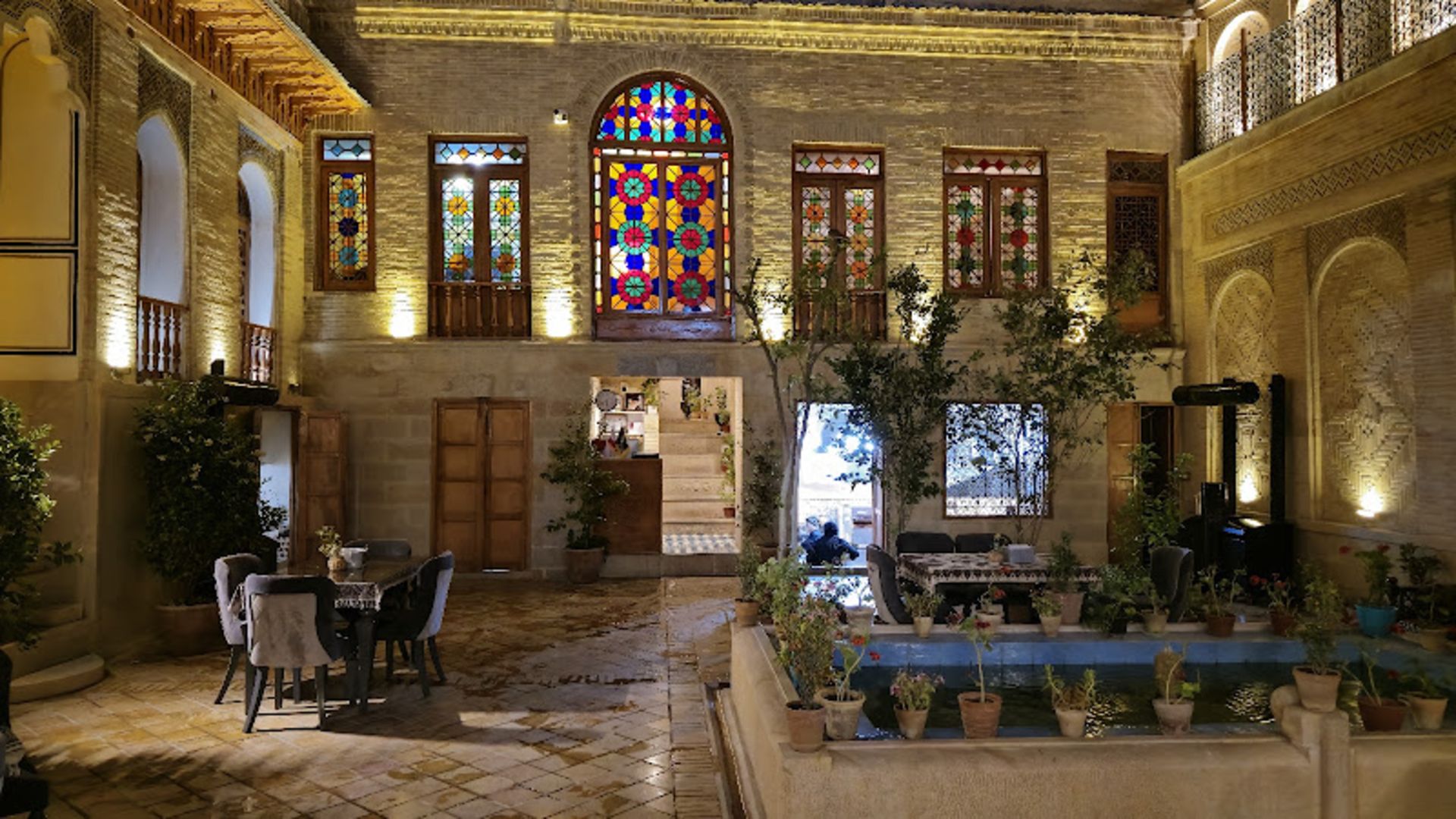Jahanshahi Hotel's boutique courtyard at night