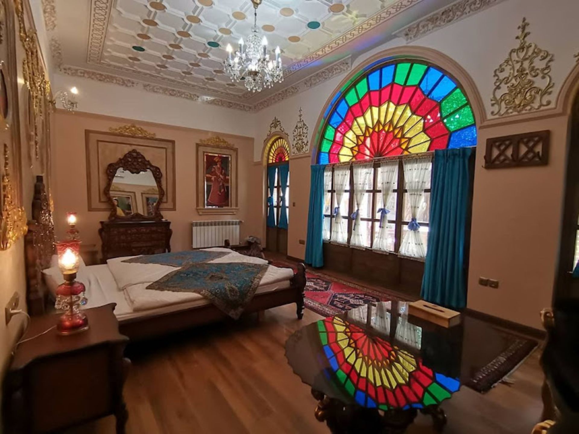 The Room of the Historic Historic House of Rosaz with traditional layout