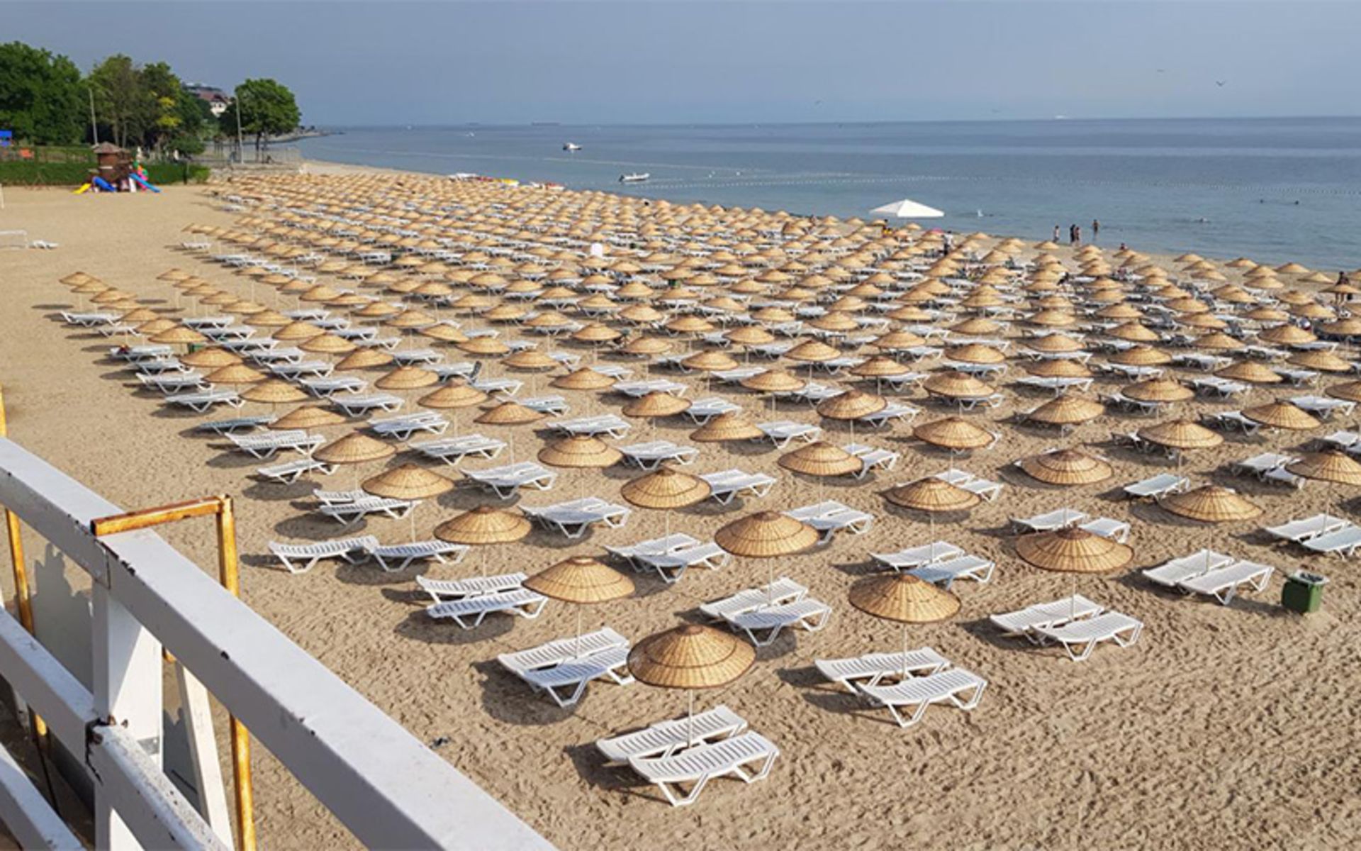 Sunshine Beds on Floria Istanbul