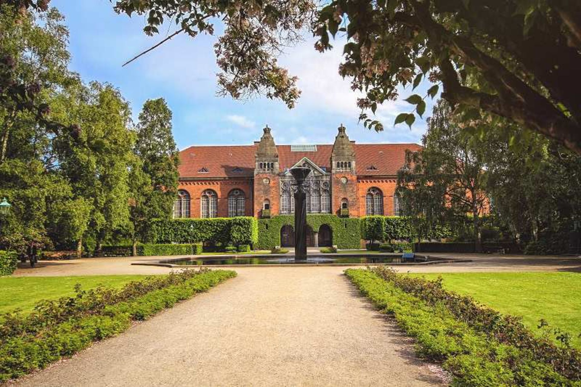 Copenhagen Royal Library Library Building, Lush Nature and Water Pooh