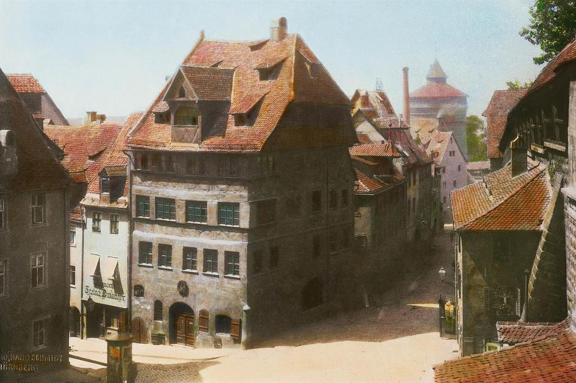 The home of the famous German paier in the tweieth ceury Nuremberg